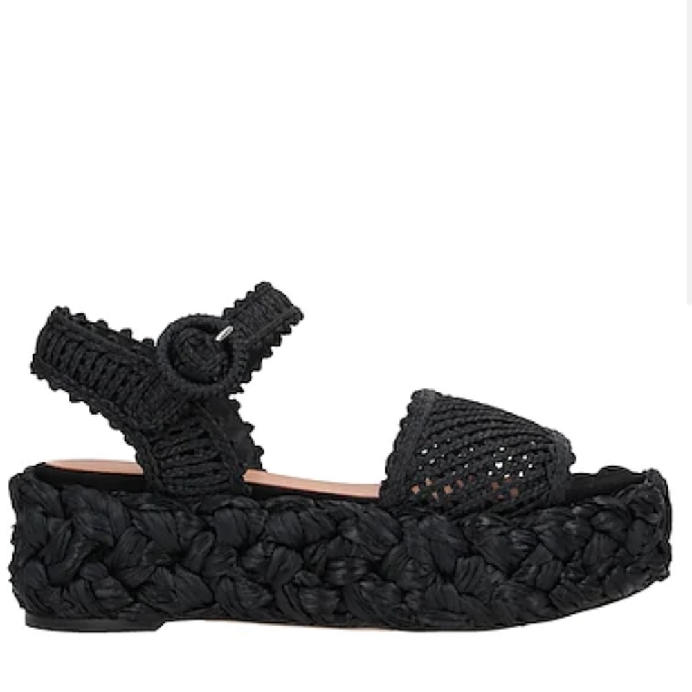 NWOT Paloma Barcelo Sandals